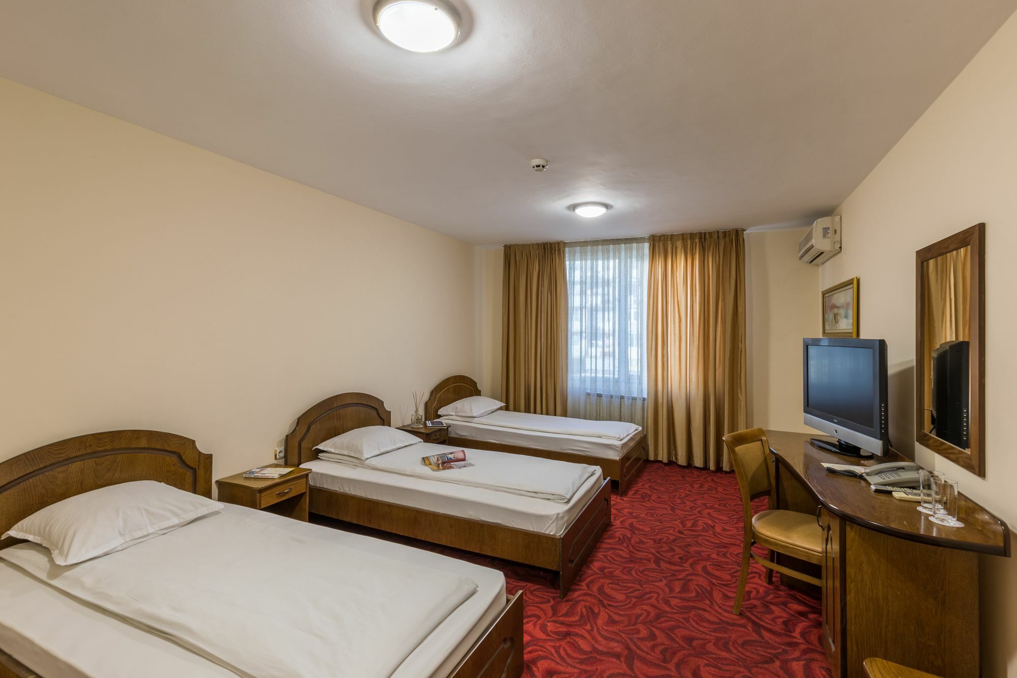 Hotel Blvd 7 Plovdiv Exterior foto
